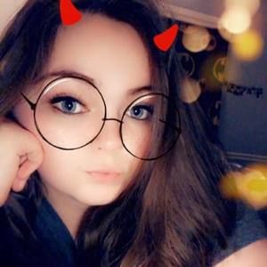 Meet your Posher, Abigail